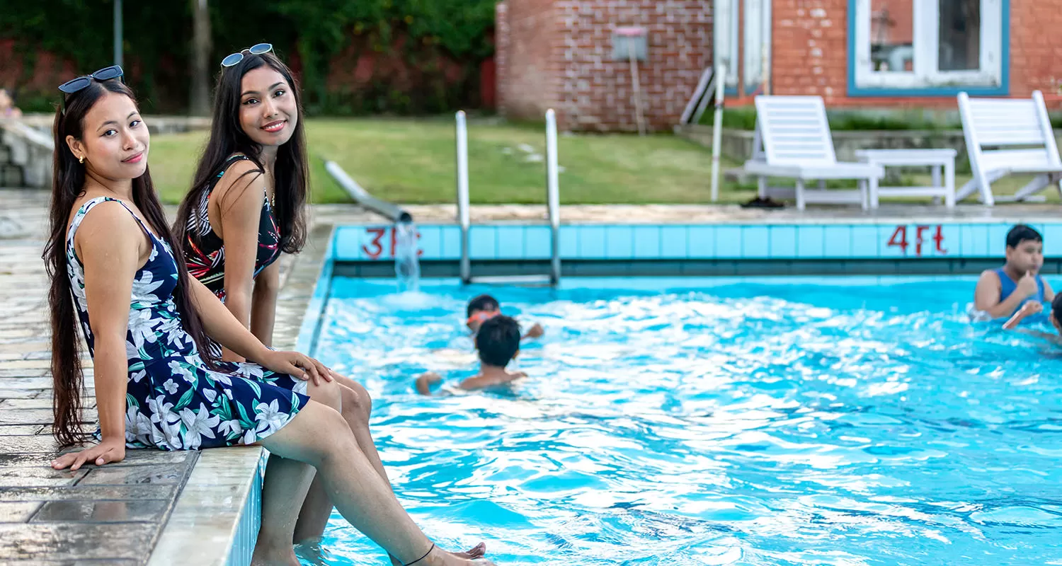 Swimming pool