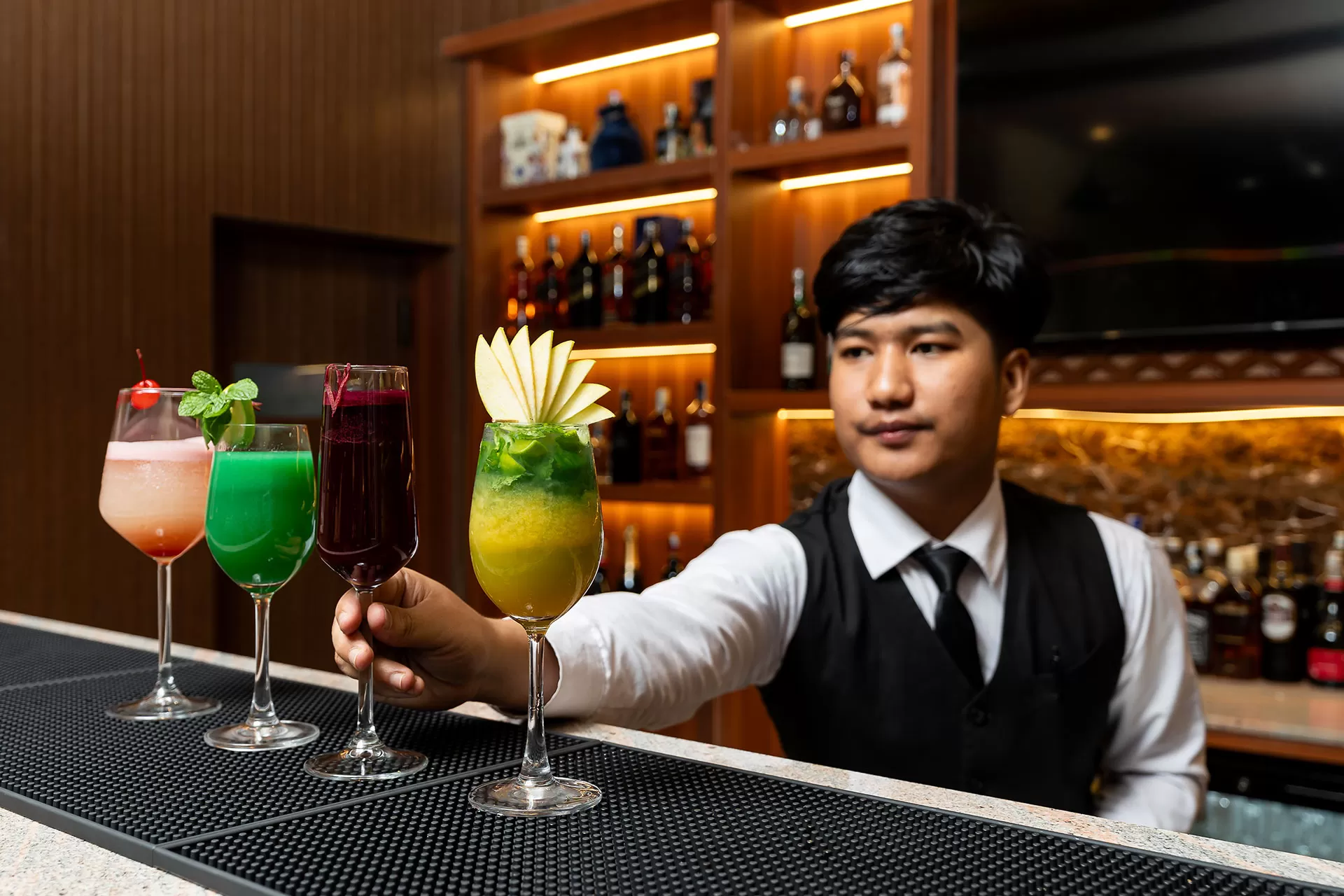 Merlot Bar